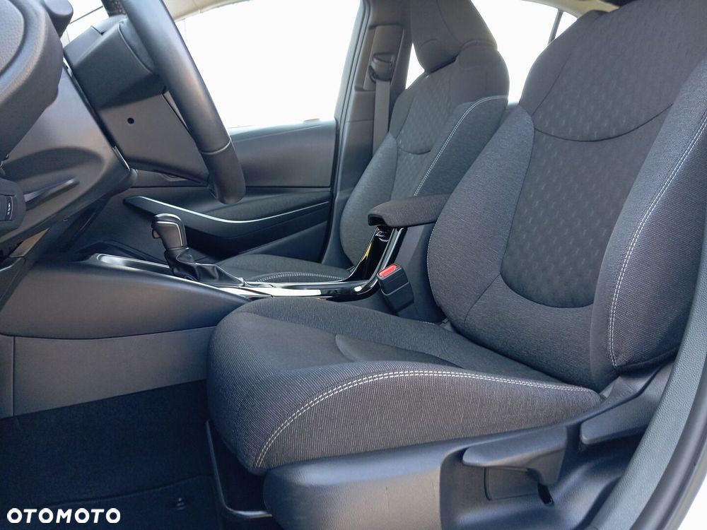 Toyota Corolla 1.8 Hybrid Comfort - 16