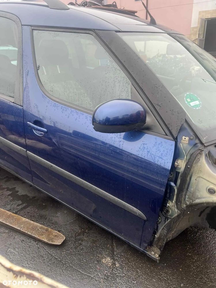 Drzwi prawe przednie Skoda Roomster !! KOMPLETNE, Granatowe !!