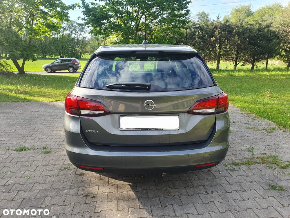 Opel Astra 1.4 T Dynamic S&S - 18
