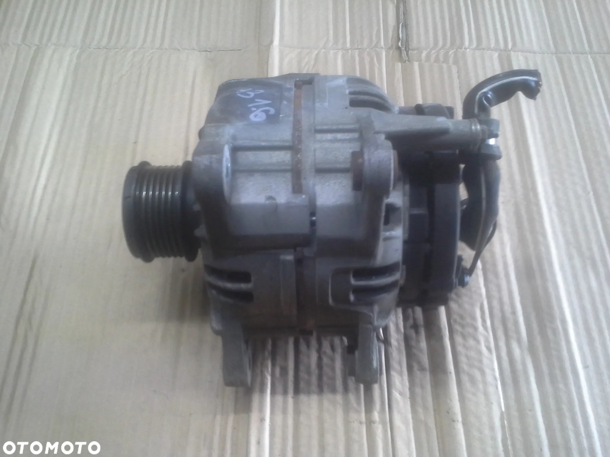 Alternator Audi A3 1.6 0124515010, 028903028E Bosch - 3