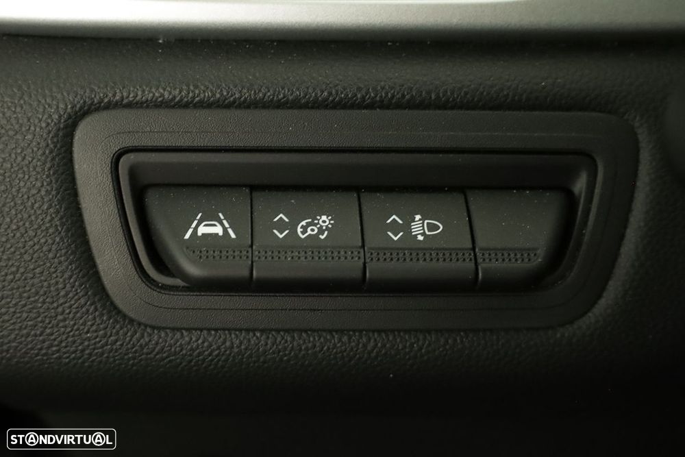 Renault Captur 1.0 TCe Techno Bi-Fuel - 19