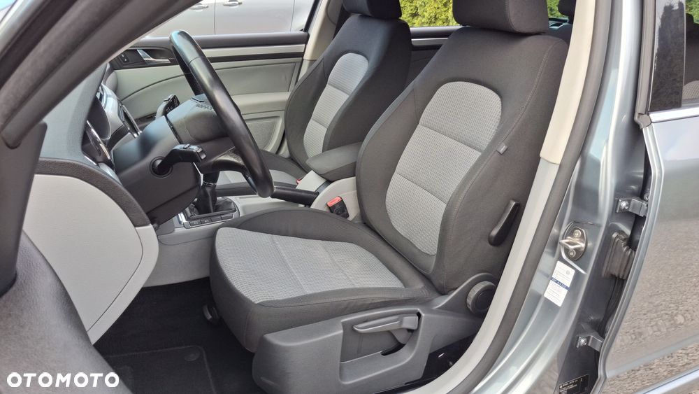 Skoda Superb 2.0 TDI PD Ambition - 14