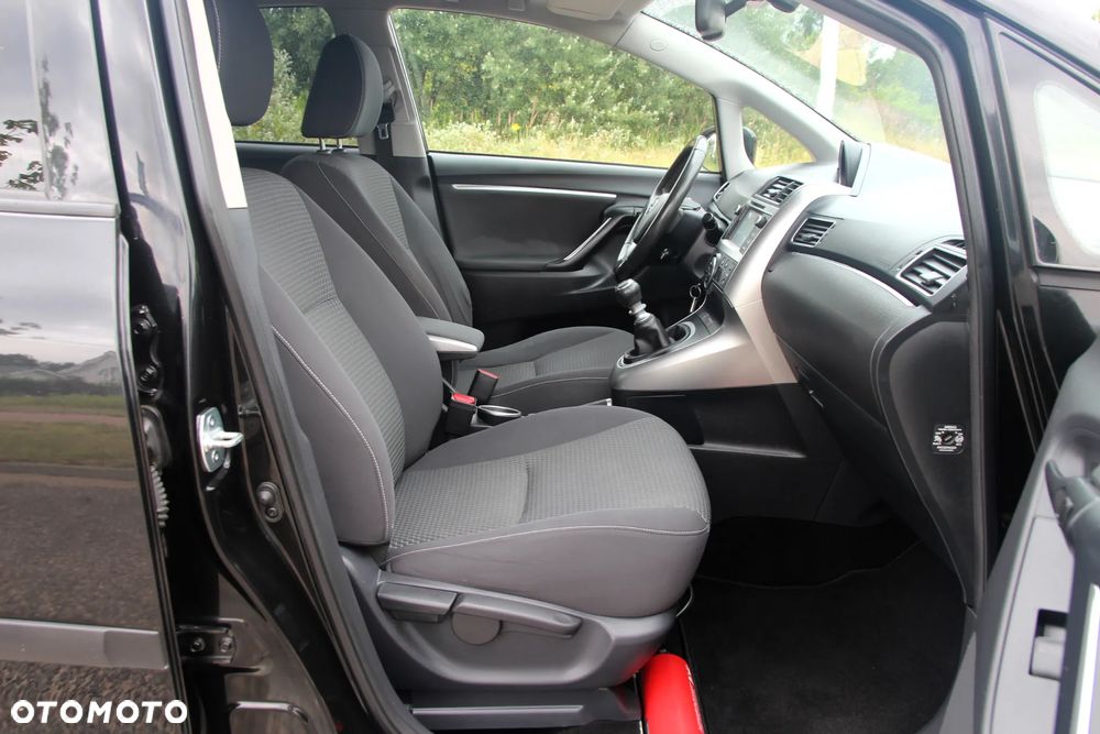 Toyota Verso 1.6 D-4D 5-Sitzer Start/Stop Life - 32