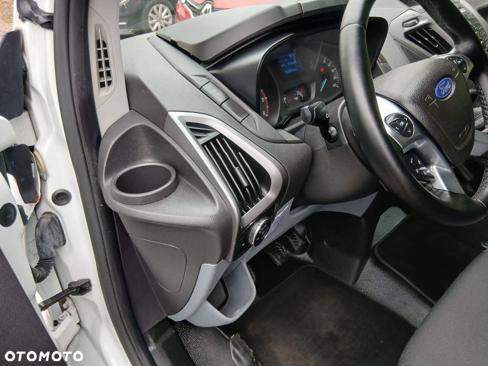 Ford TRANSIT CUSTOM - 18