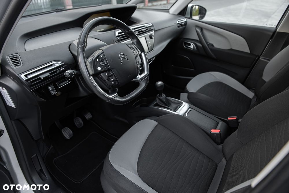 Citroën C4 Picasso - 16