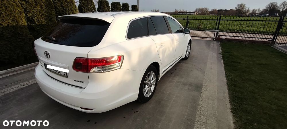 Toyota Avensis Touring Sports 1.8 Multidrive S Business Edition - 3