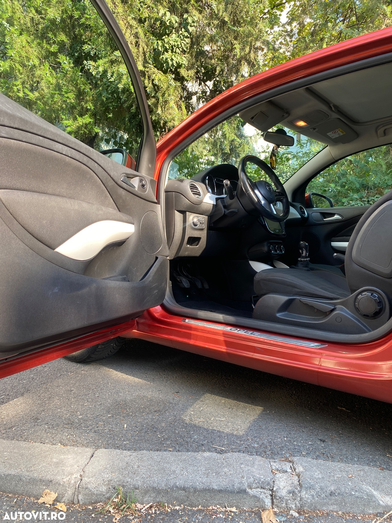 Opel Adam 1.2 - 6