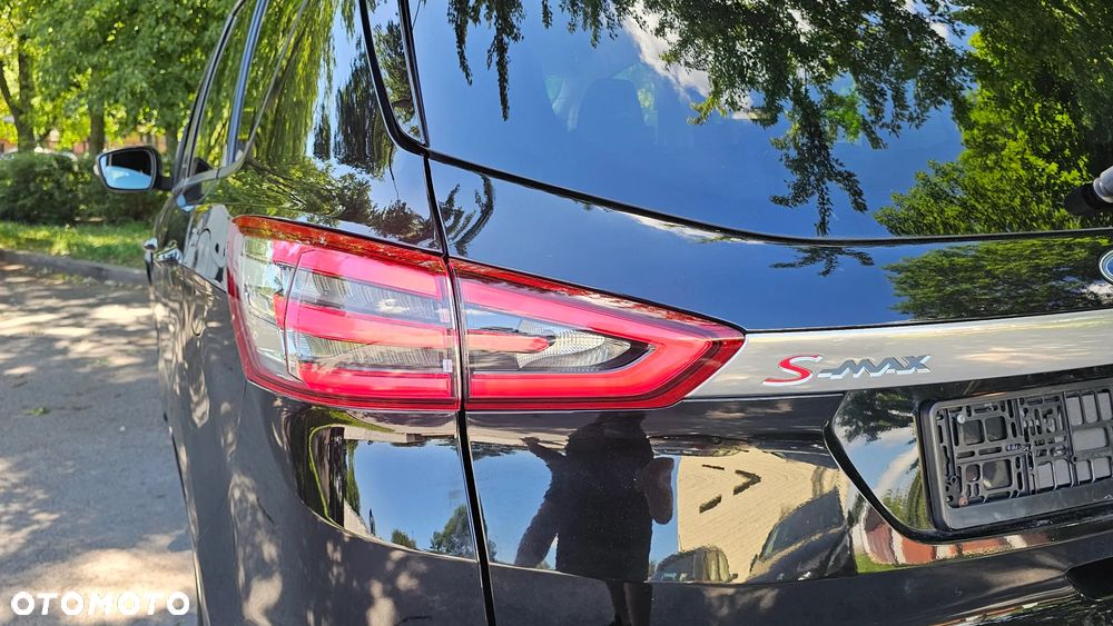 Ford S-Max - 37