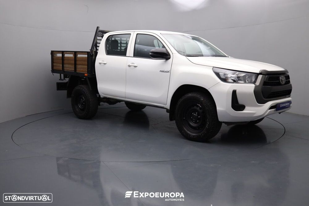 Toyota Hilux 2.4 D-4D 4WD CD CH Aut. - 3