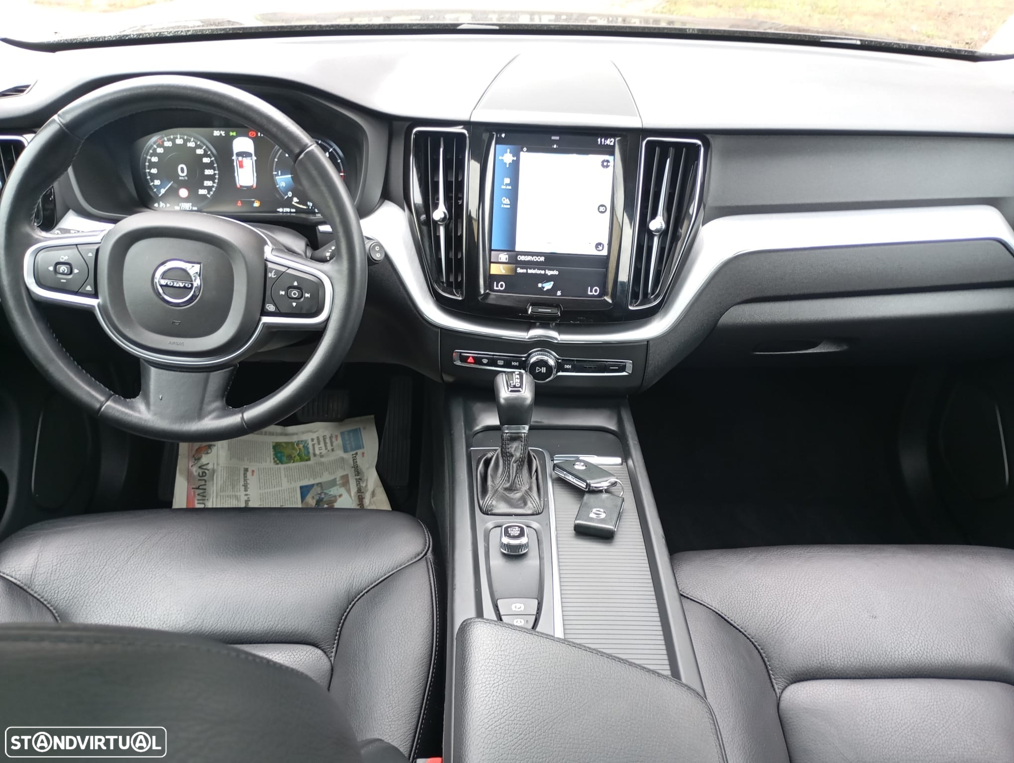 Volvo XC 60 2.0 D4 Momentum AWD Geartronic - 18