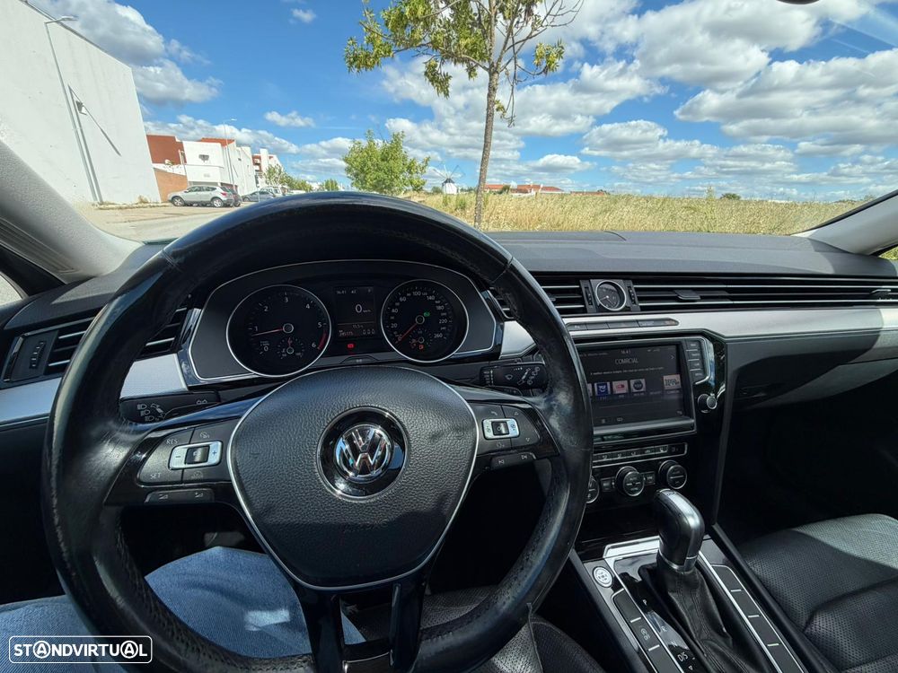VW Passat Variant 2.0 TDI Confortline DSG - 30