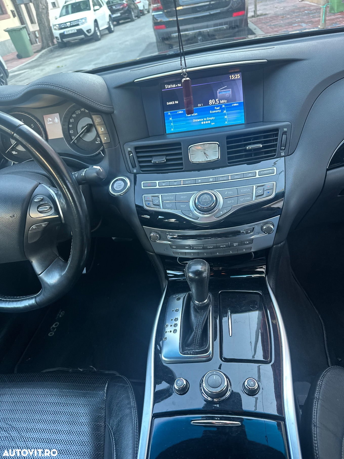Infiniti Q70 2.2d Sport - 7