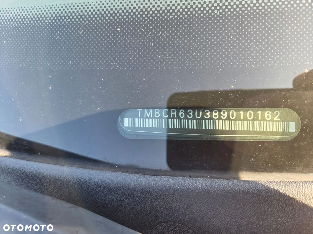 Skoda Superb 2.0 TDI DPF Ambiente - 31