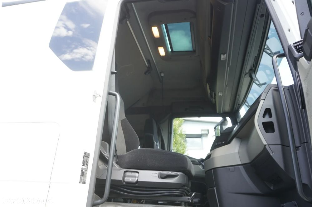 MAN TGX 26.470 6x2-4 / 30 tys. km!!! / HDS Atlas 170.2vb-a12 / oś skrętna / Przyczepa Krone 18 EPAL_260983 - 29