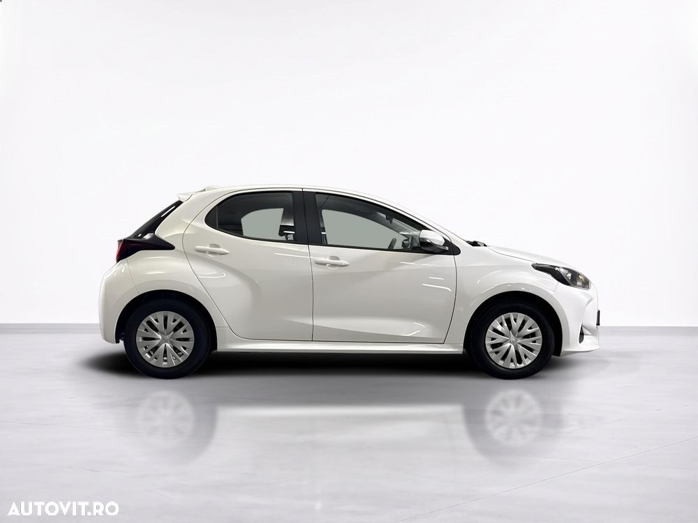Toyota Yaris - 7