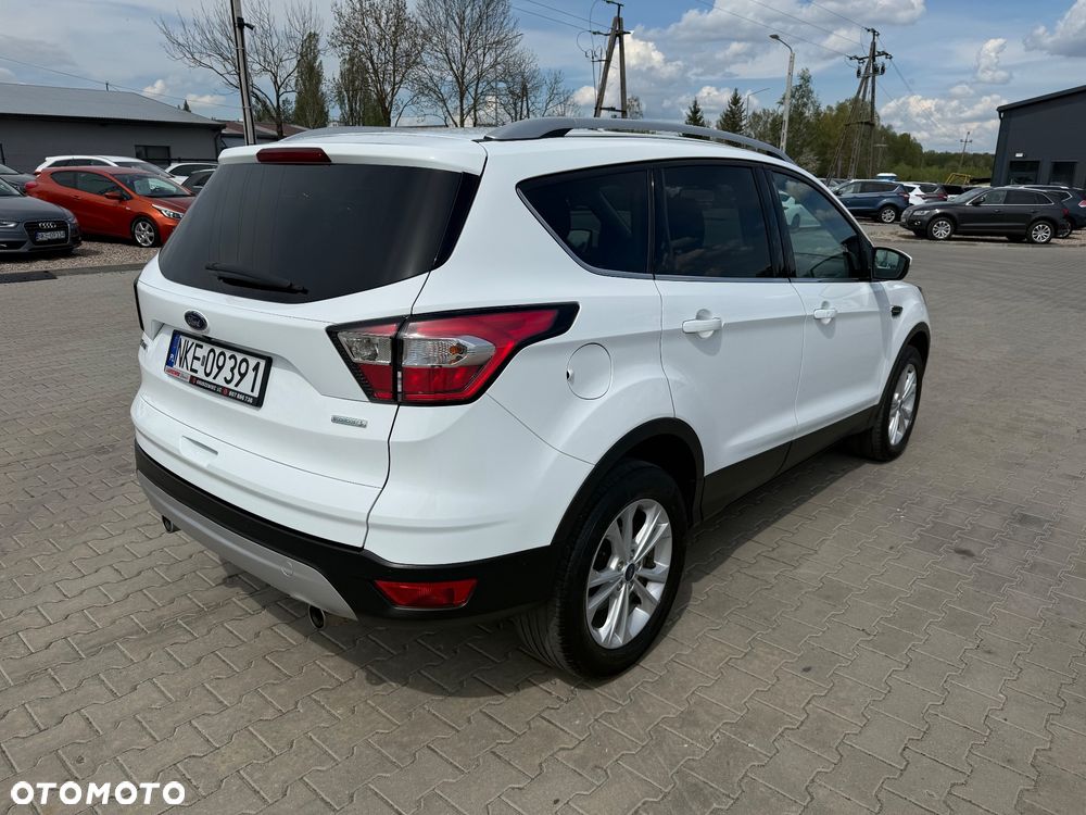 Ford Kuga 1.5 EcoBoost 2x4 Titanium - 10