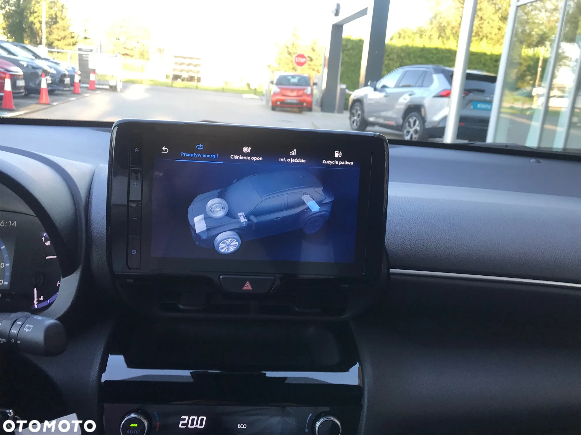 Toyota Yaris Cross Hybrid 1.5 Comfort - 25