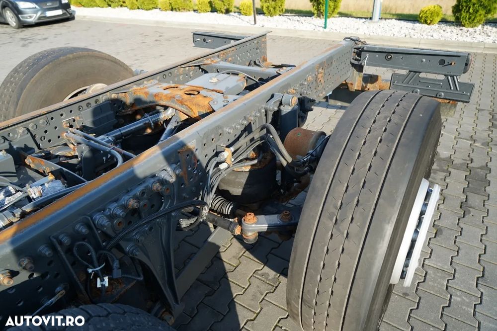 Mercedes-Benz AROCS 3248 / 8X4 / TRIDEM / ȘASIU 8M / DIRECȚIE ȘI PUNȚĂ RIDICABILĂ / RETARDER - 11