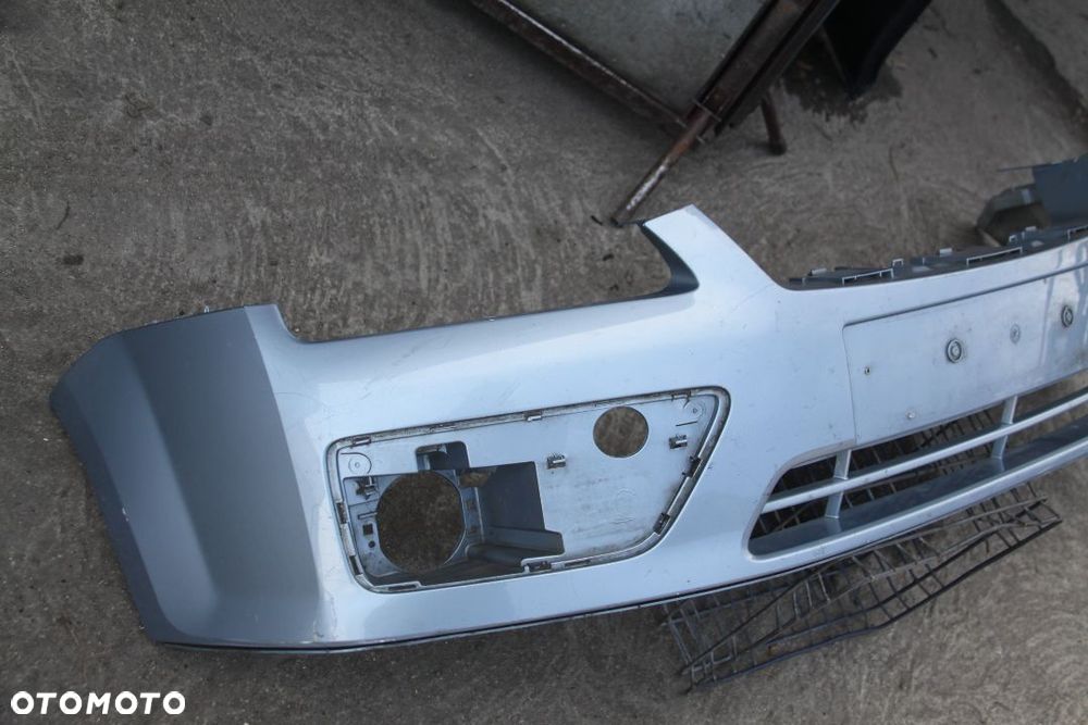 Ford Focus MK2 zderzak przedni 2004-2008 niebieski - 2
