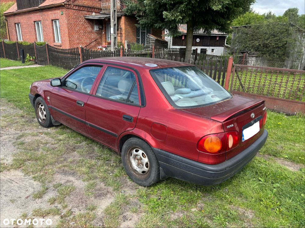Toyota Corolla - 3