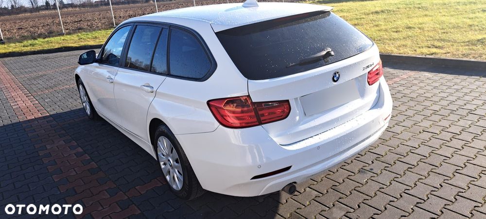 BMW Seria 3 318d - 3