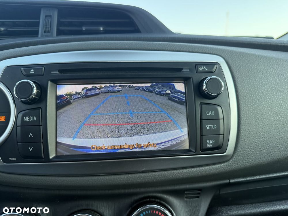 Toyota Yaris 1.33 VVT-i Edition 2014 - 28