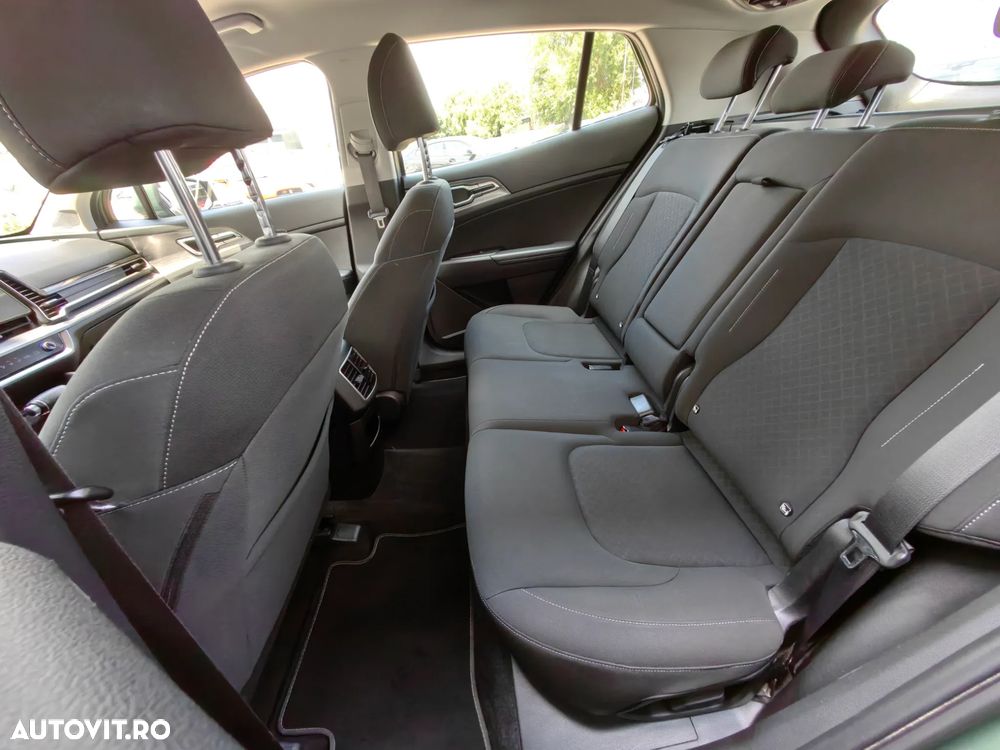 Kia Sportage 1.6 DSL MHEV 7DCT HP 4x2 Business Line - 18