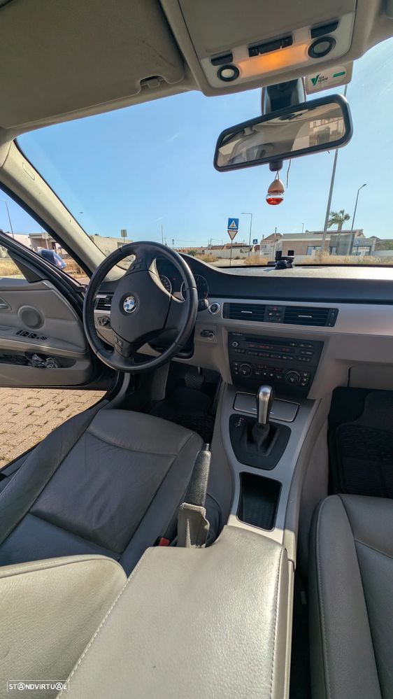 BMW 320 dA Exclusive - 20