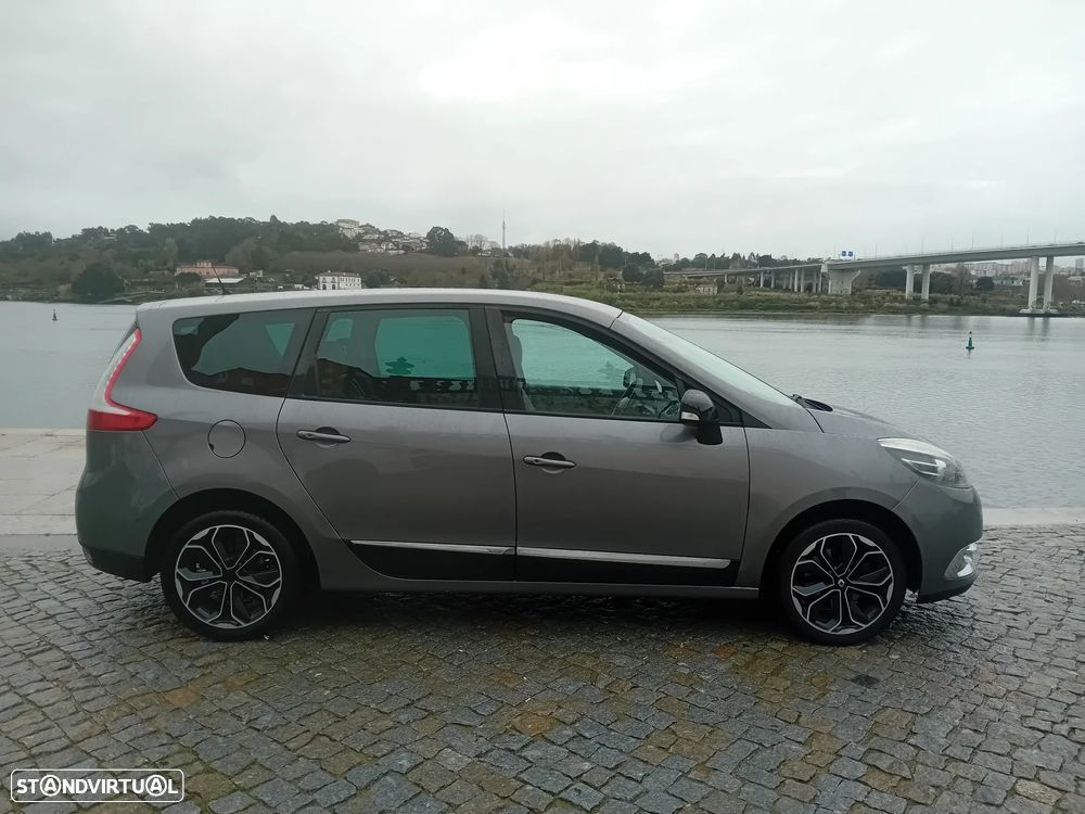 Renault Grand Scénic 1.5 dCi Bose Edition SS - 21