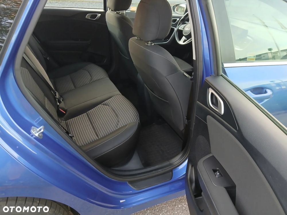 Kia Ceed 1.5 T-GDI M - 15
