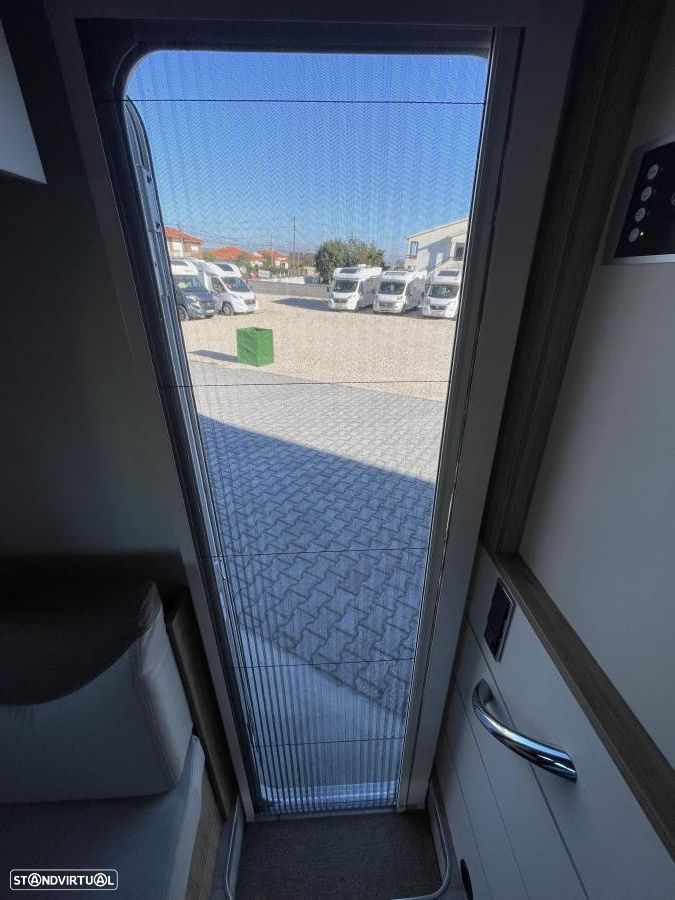 Bavaria Style T 706 c.central e basculante - 36