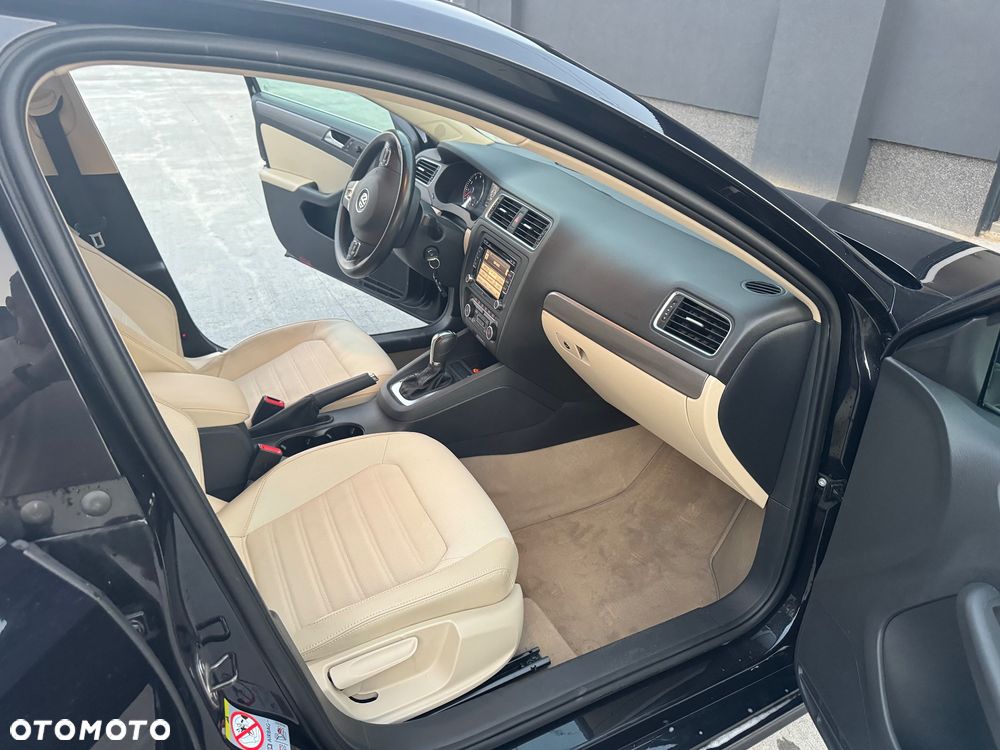 Volkswagen Jetta 1.4 TSI Highline DSG - 6