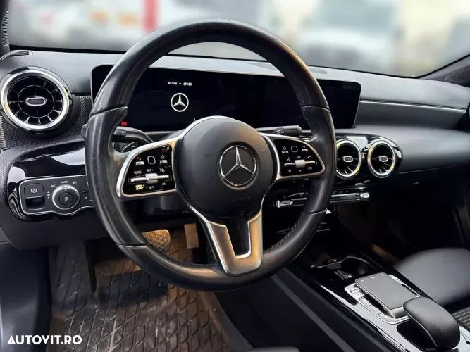 Mercedes-Benz A - 10