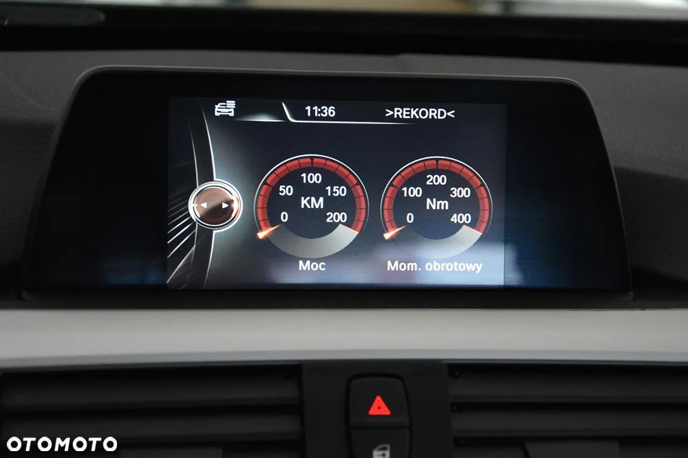BMW Seria 3 320d - 27