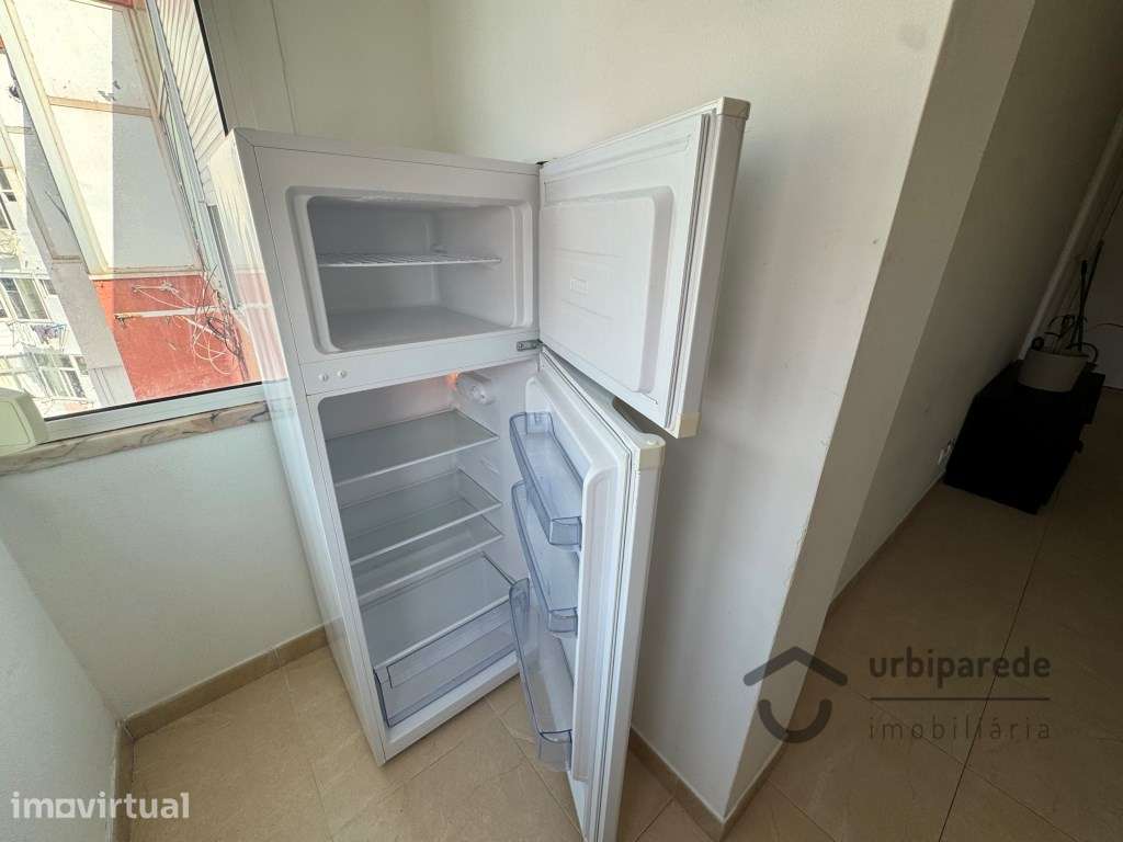 Apartamento T1 em Paço de Arcos, J. Pimenta - Grande imagem: 4/15