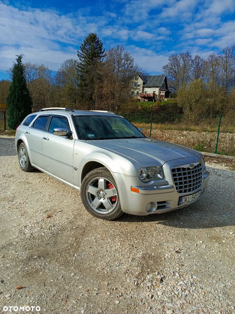 Chrysler 300C 5.7 V8 HEMI AWD Automatik - 6