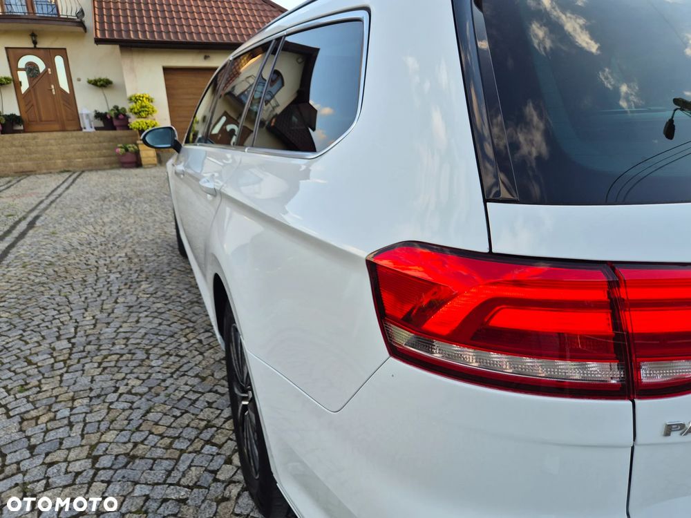 Volkswagen Passat - 11