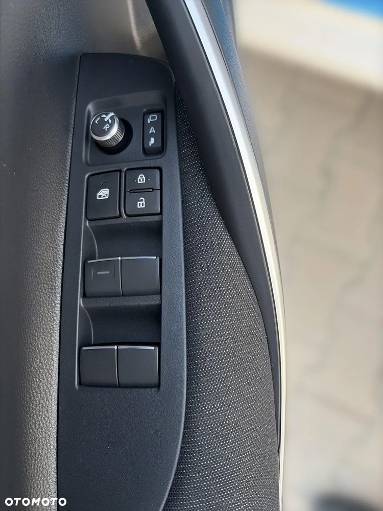 Toyota Corolla 1.8 Hybrid Style - 19