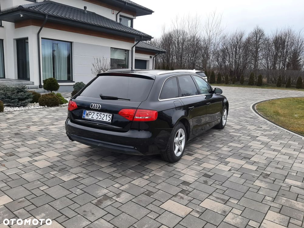 Audi A4 Avant - 11