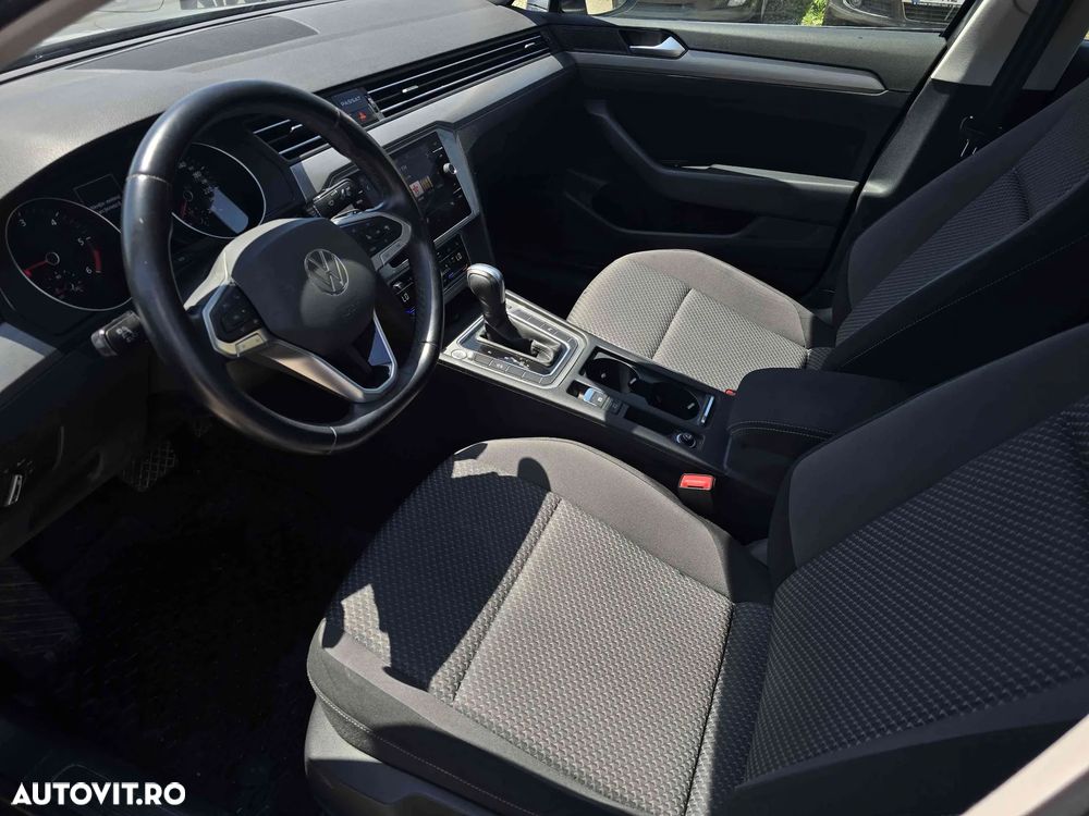 Volkswagen Passat - 9