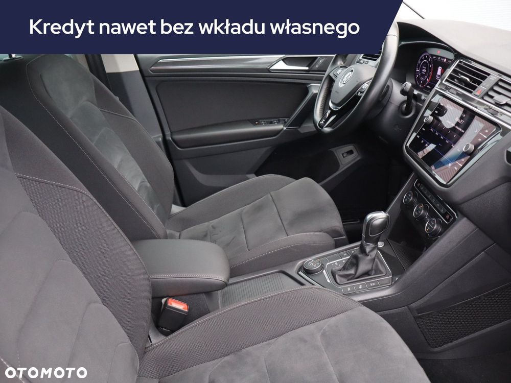 Volkswagen Tiguan - 11