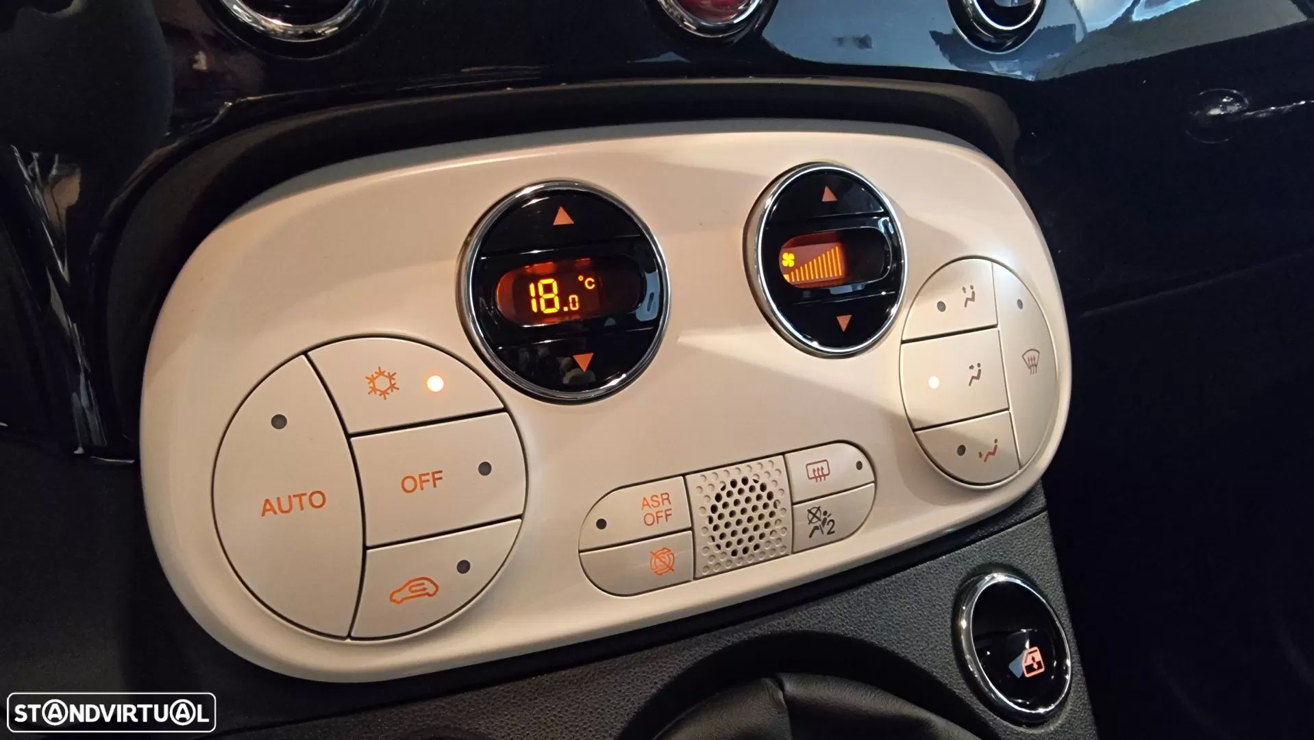 Fiat 500 1.0 Hybrid Club - 27