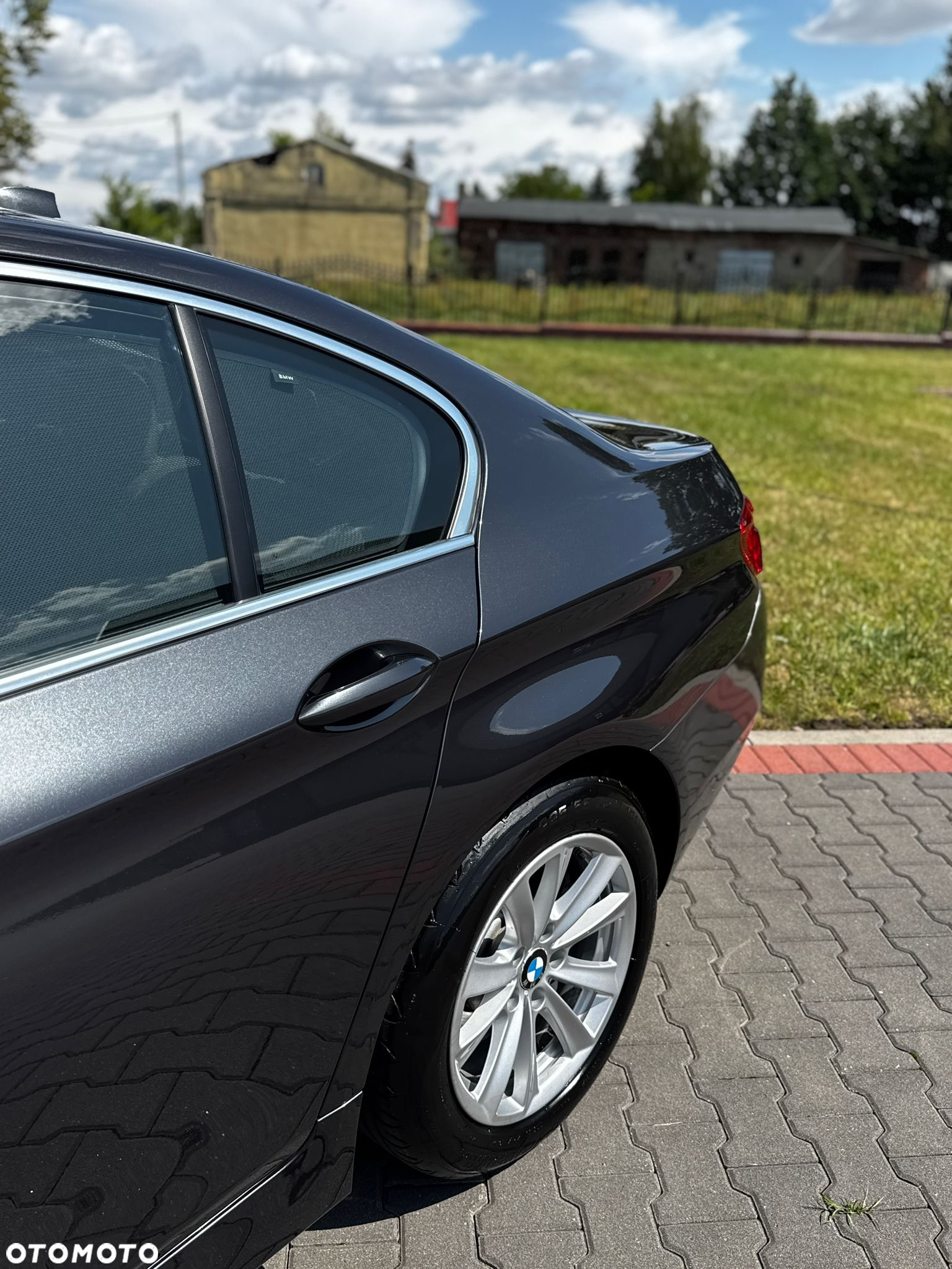 BMW Seria 5 518d Luxury Line - 34
