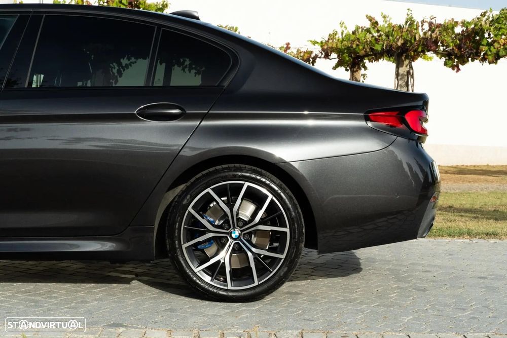 BMW 520 e Pack M - 43