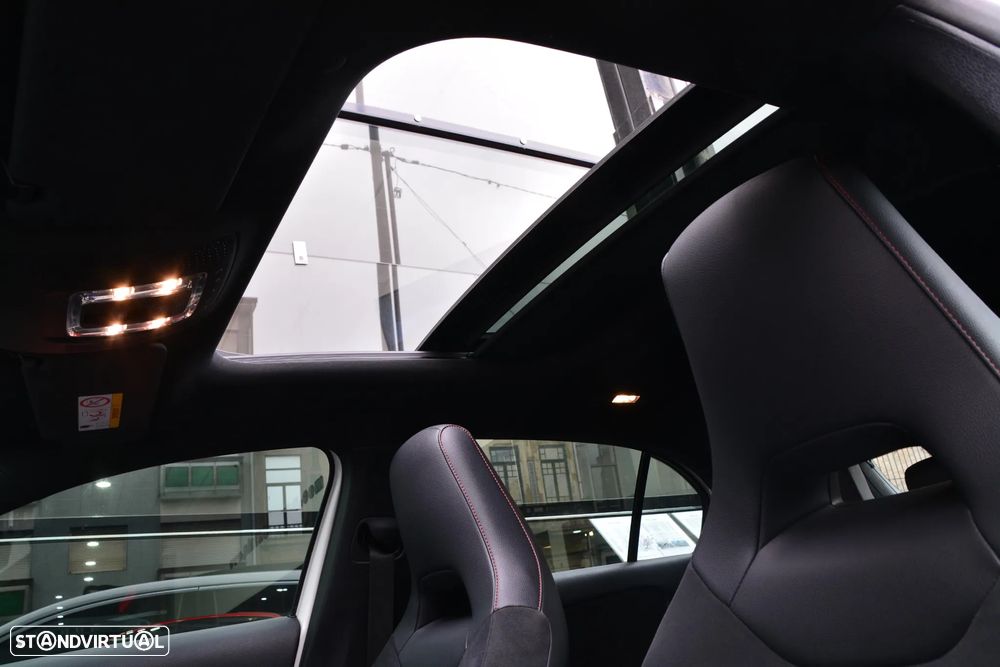 Mercedes-Benz A 180 d AMG Line Aut. - 31