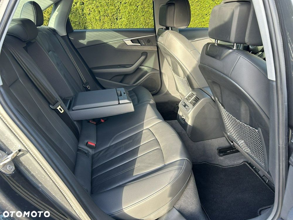 Audi A4 Limousine 2.0 TFSI ultra S tronic - 8