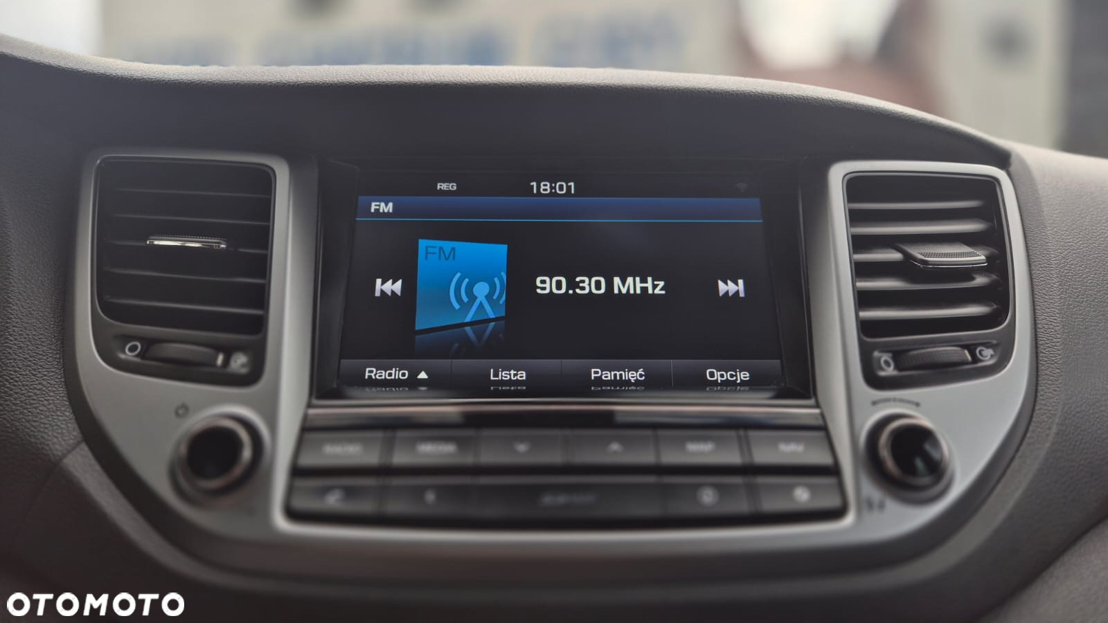 Hyundai Tucson - 32
