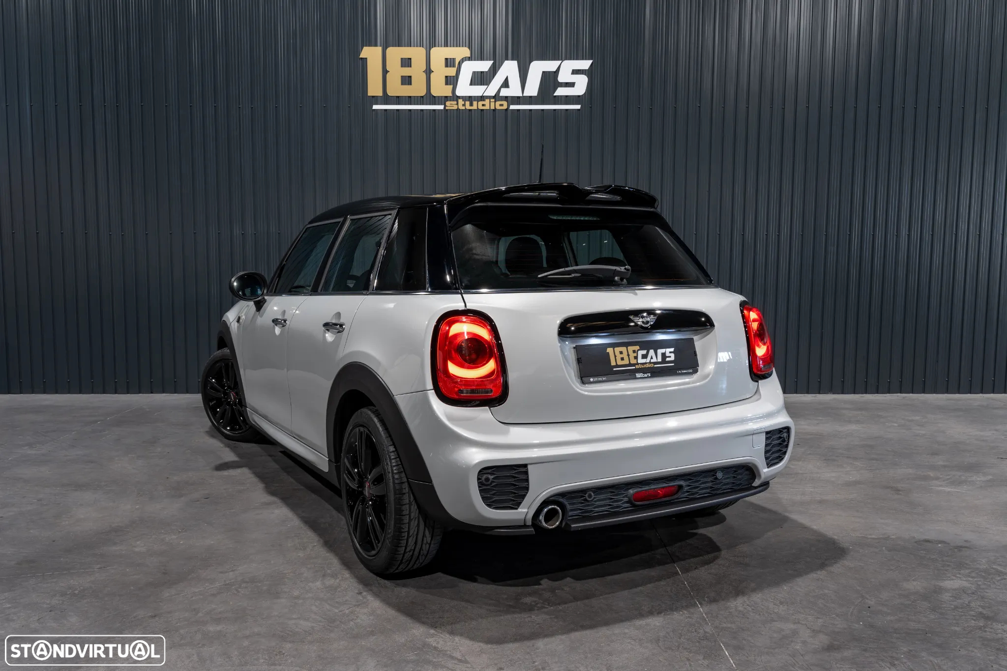 MINI 5 Portas Cooper D Auto - 59