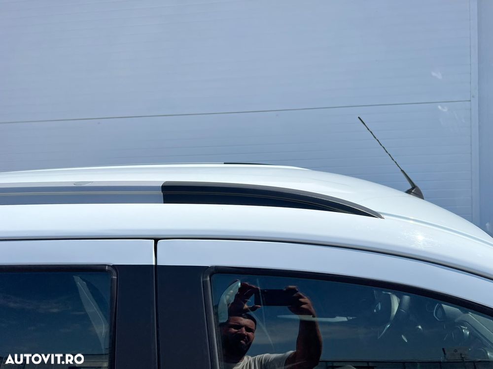 Dacia Lodgy 1.5 Blue dCi Laureate - 26