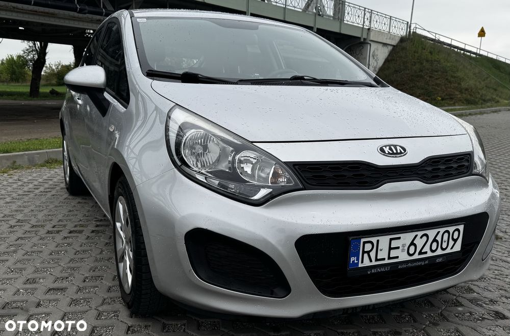 Kia Rio - 2